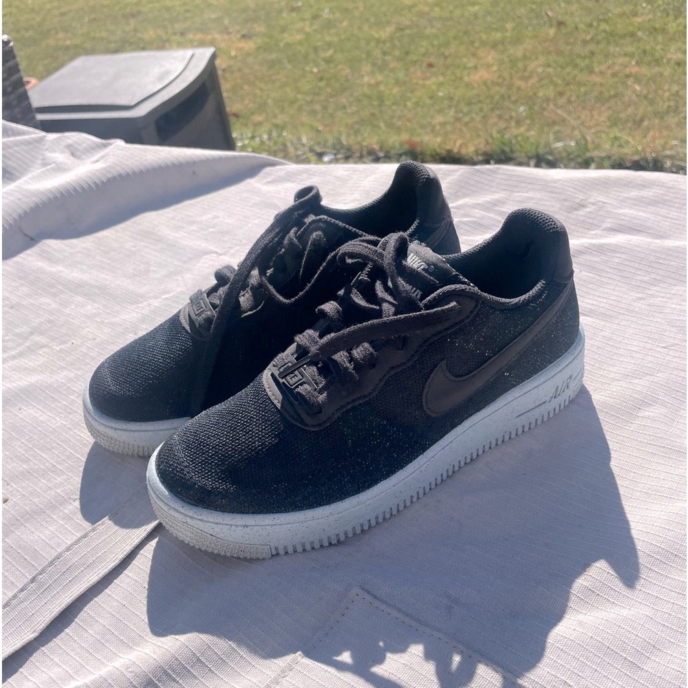 Design Air Force 1 low (size 4 kids)